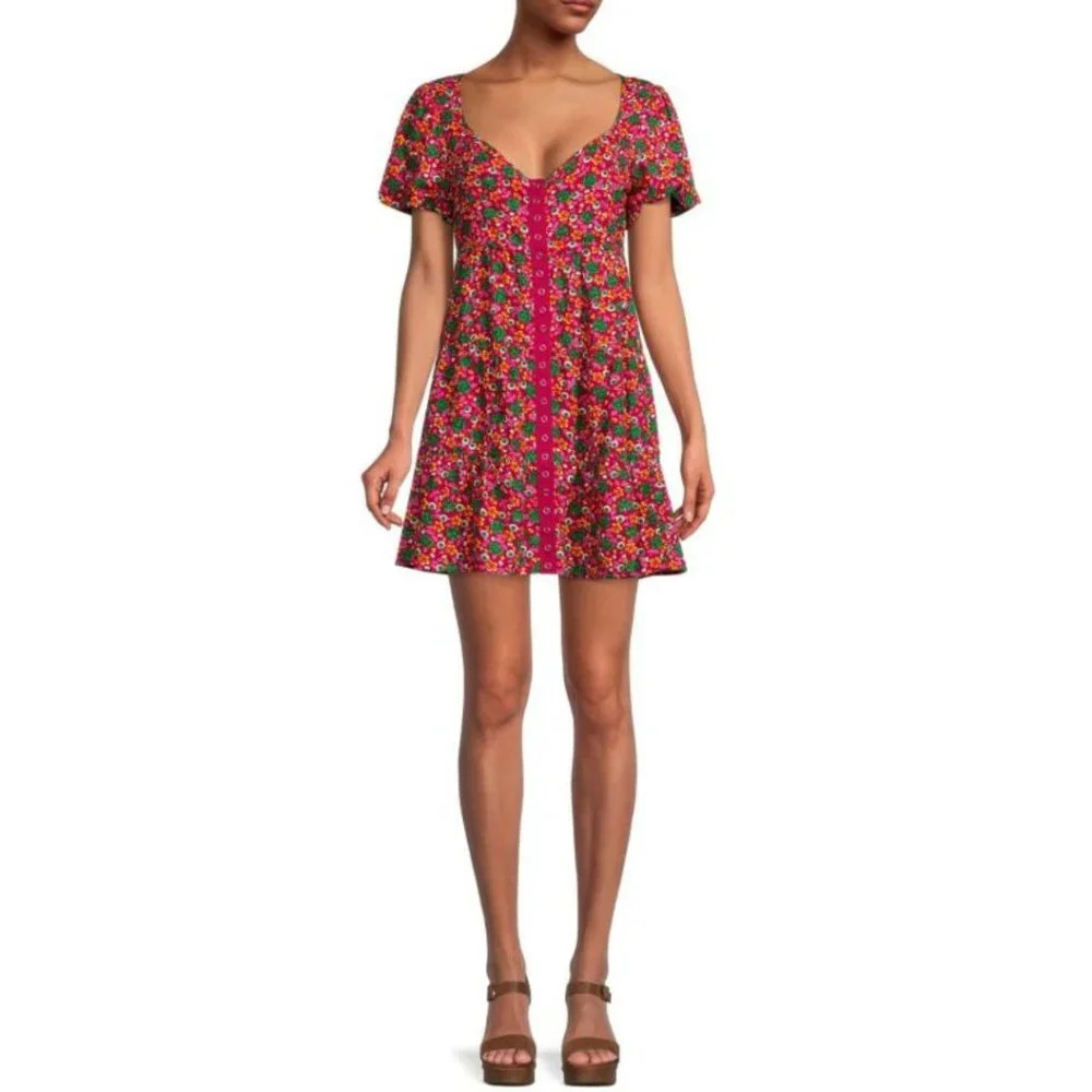 New BETSEY JOHNSON Floral-Print Button-Front Dress in Vivacious Pink Size S